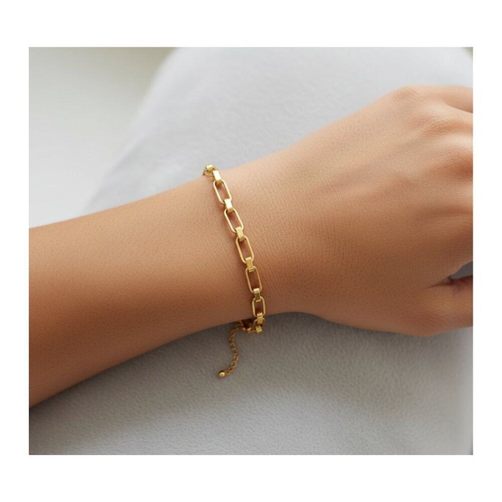 161. Rocksbox Gold Plated Bracelet – Elegant Adjustable Chain Jewelry Accessory